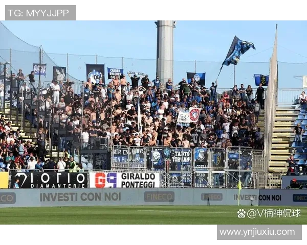 奥格斯堡客场惊险失利,斯图加特主场一球取胜 奥格斯堡客场惊险失利,斯图加特主场一球取胜